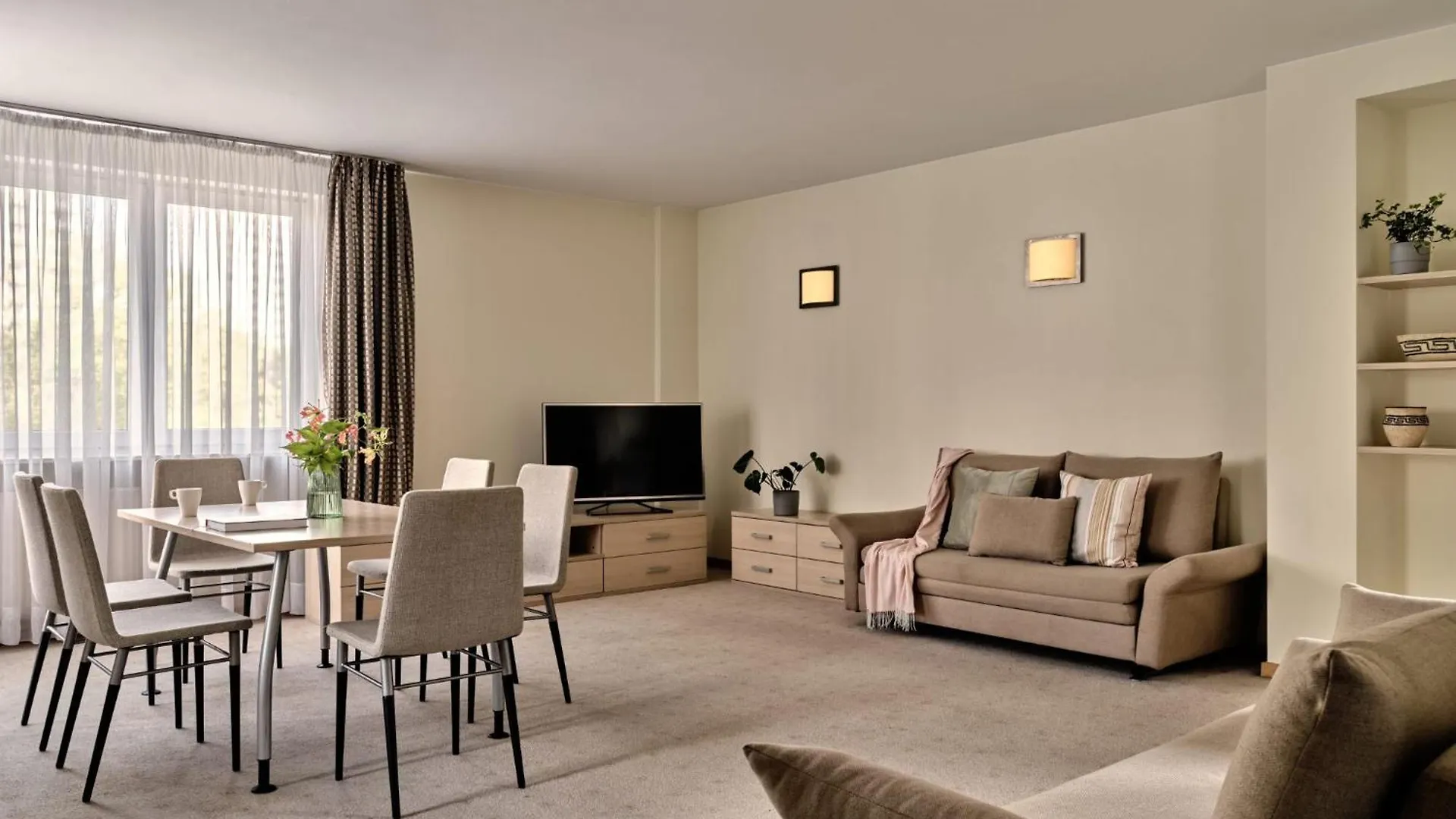 Apartamenty Media Park Varsovia Apartahotel