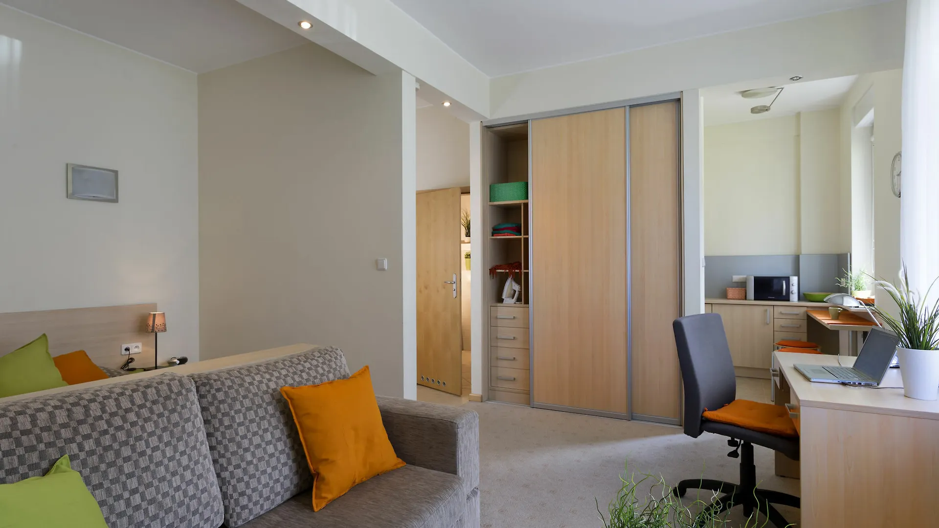 Apartamenty Media Park Warsaw Aparthotel